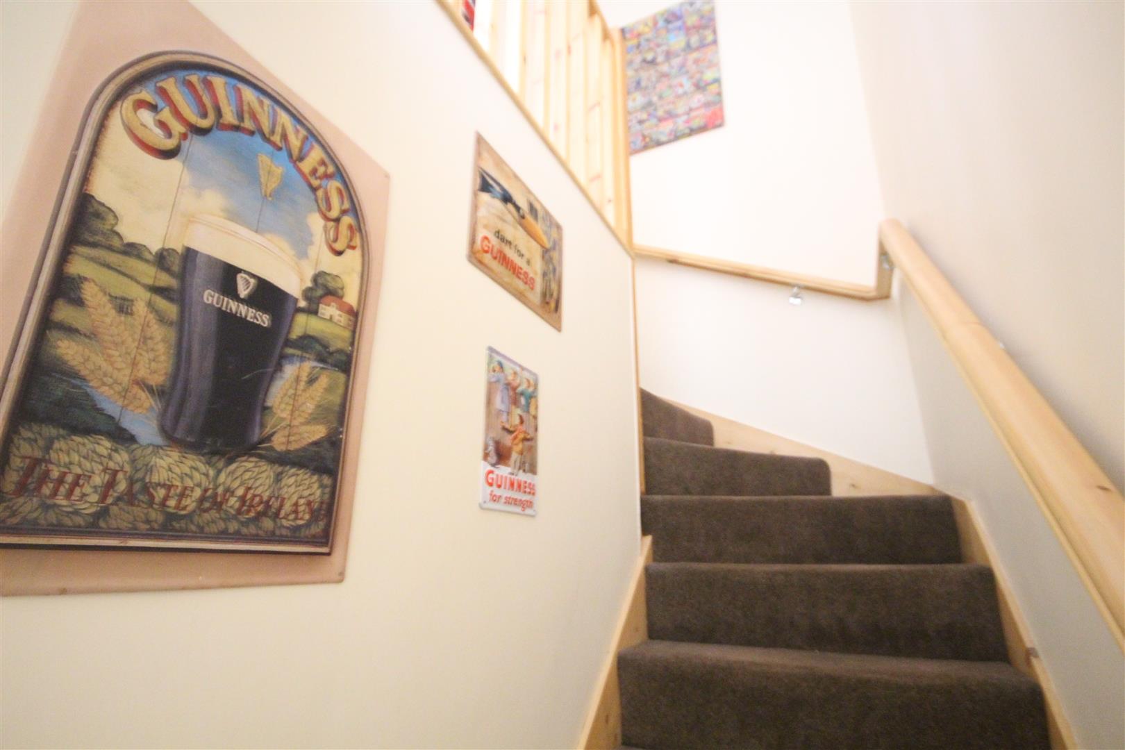 4 bedroom semi-detached house Let Agreed in Earby - IMG_8401.jpg